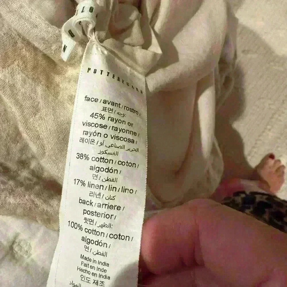 Pottery Barn queen duvet cover and matching European shams - Picture 6 of 7